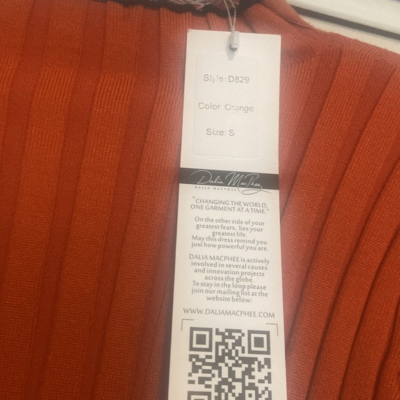 NWT Dahlia MacPhee Orange and Black Belted Dress (Size:Small) - Picture 5 of 12
